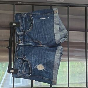 Boyfriend jean shorts with cuffed bottom